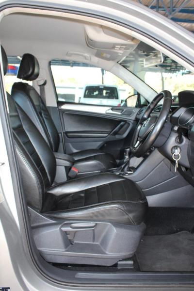 2SiniNIt4V_Crop800x600