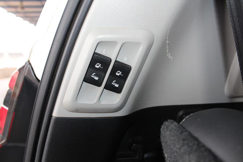 5sPNiUV3Dy_Crop800x600