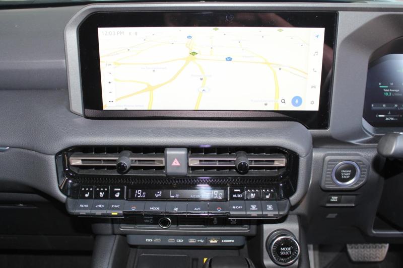 GG0IgHv063_Crop800x600