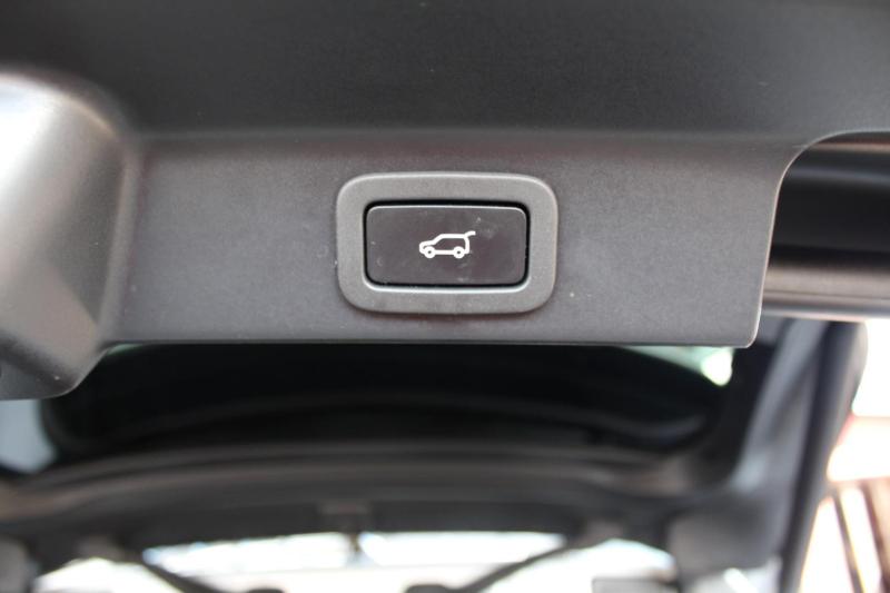 H3faTqYE3A_Crop800x600