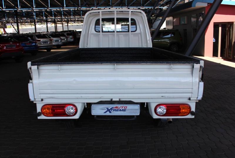 Hvt5Vkuy6d_Crop800x600