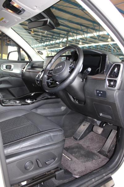 JqjmEUt6DB_Crop800x600