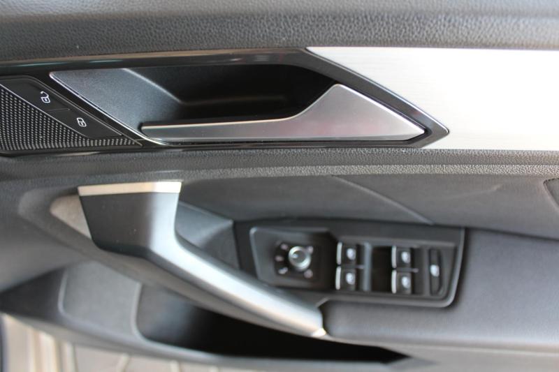 K8hKvkrkuE_Crop800x600