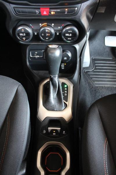 LOvfADXsu0_Crop800x600