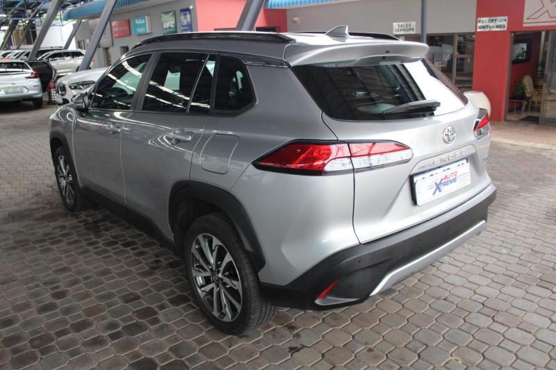 LVtDMF0oEg_Crop800x600