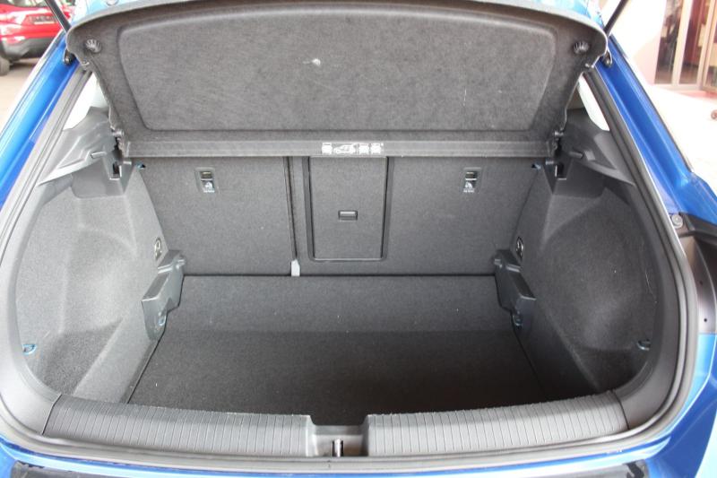 Liow5y7VrG_Crop800x600