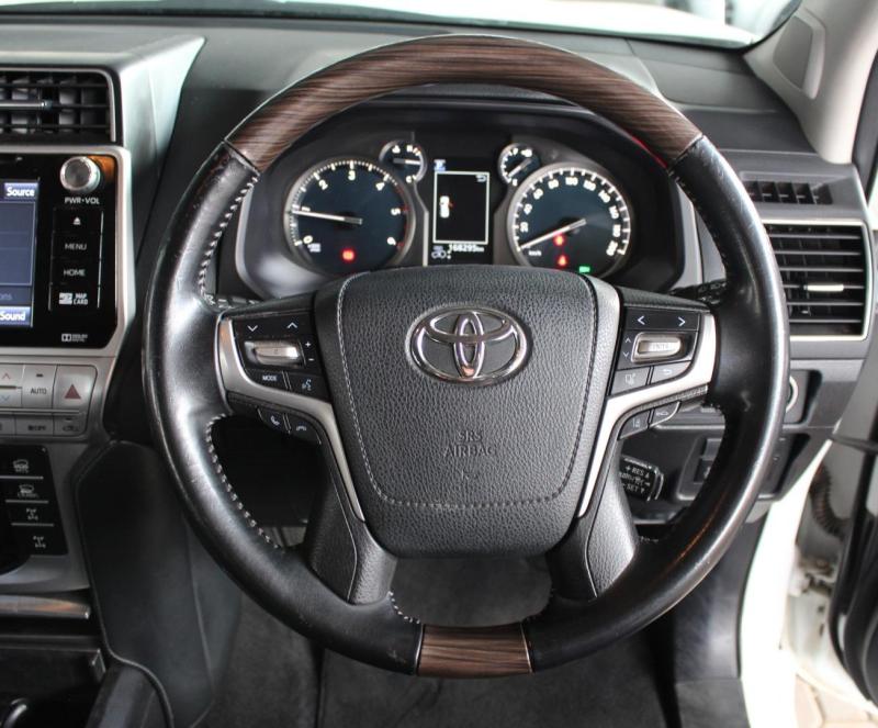 NJ9pL0Ir1s_Crop800x600