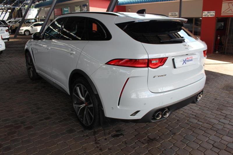 SrLlIXGvRo_Crop800x600