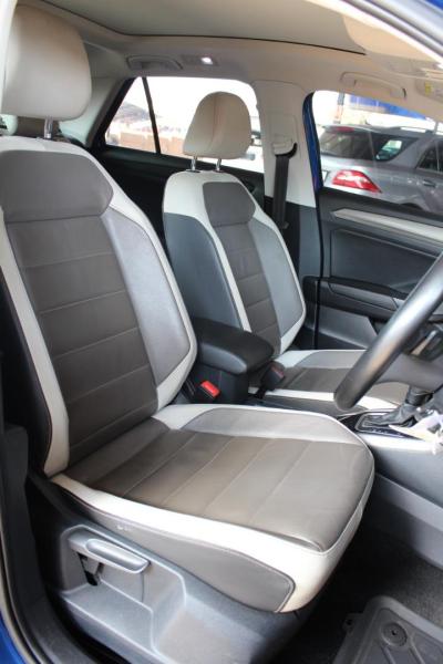 Sxyb7Z2onc_Crop800x600