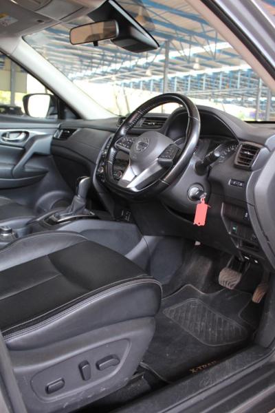 UAF5EkT4Eu_Crop800x600