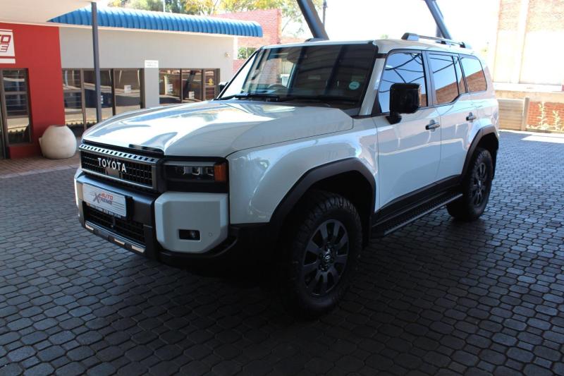 UxVL4Fcc41_Crop800x600