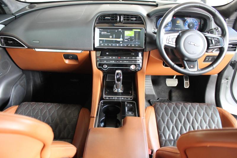 ZAQ3nlHuCZ_Crop800x600