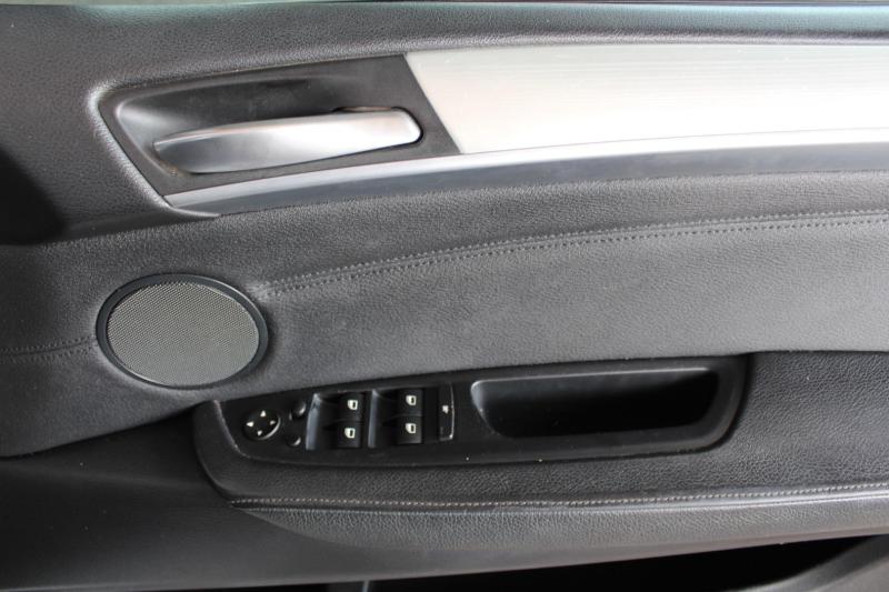 ZLnKvcYIOd_Crop800x600