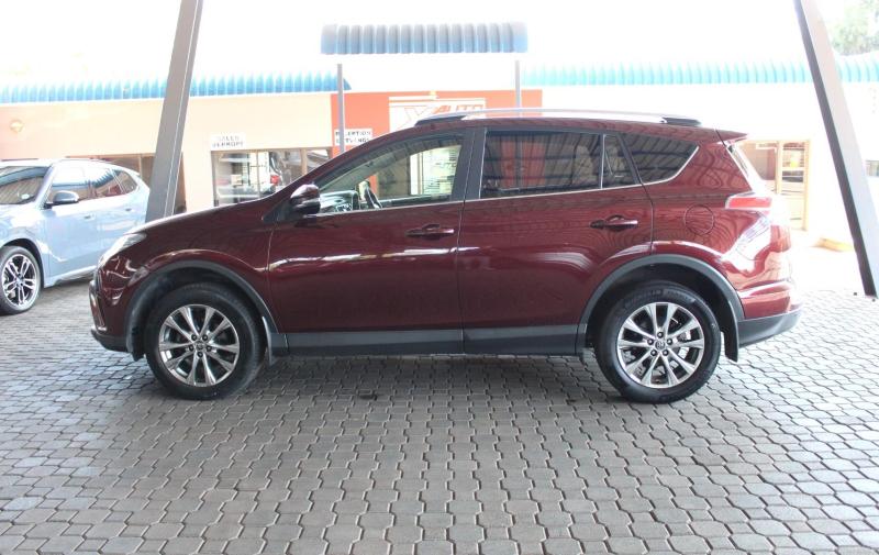 Zxqm1WXjDQ_Crop800x600