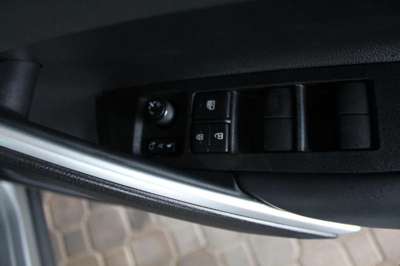 aX6lvOmUWG_Crop800x600