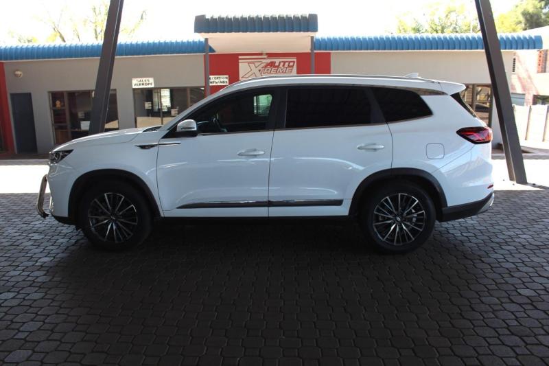 kXw2KtDC8V_Crop800x600