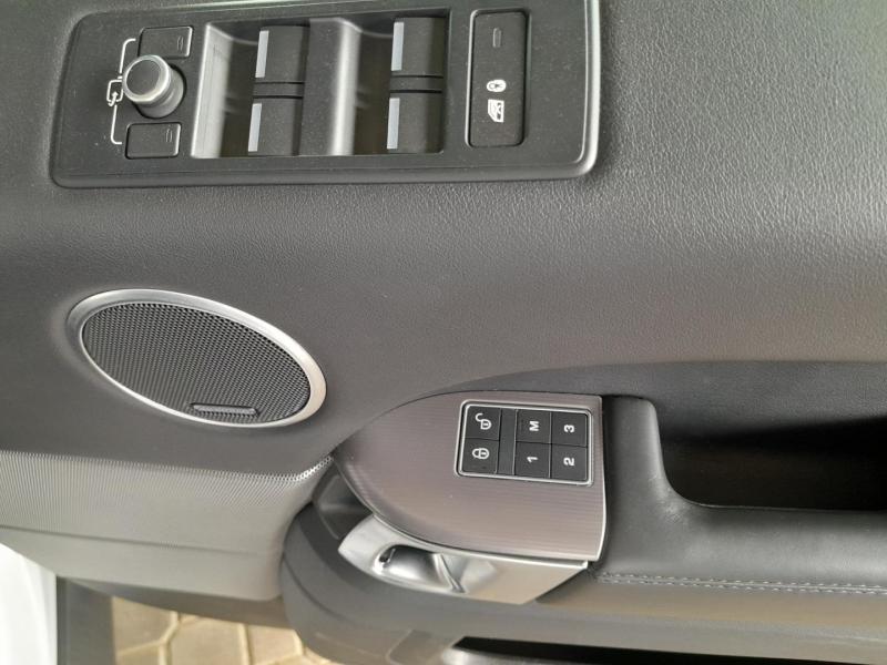 qe8qrYJgGU_Crop800x600