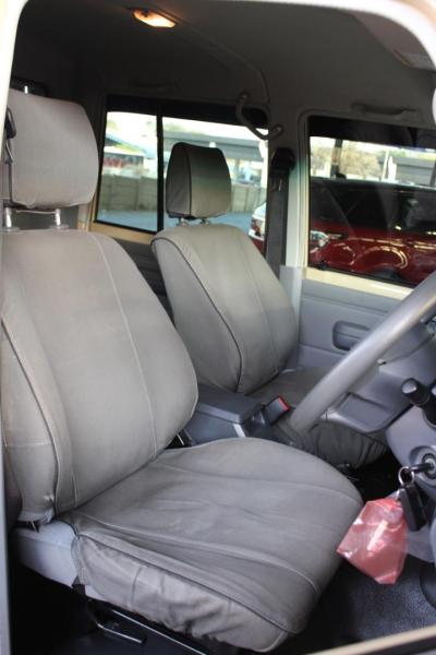 vVSALSs8kv_Crop800x600