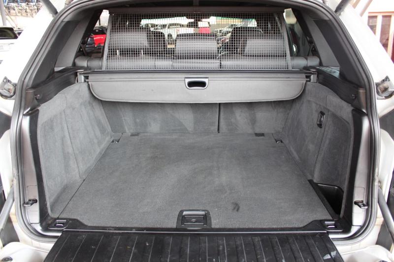 wKyw7FkR2U_Crop800x600