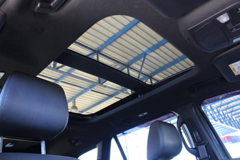 wNBS11Wqoz_Crop800x600