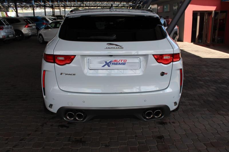 xacYtKBlMI_Crop800x600