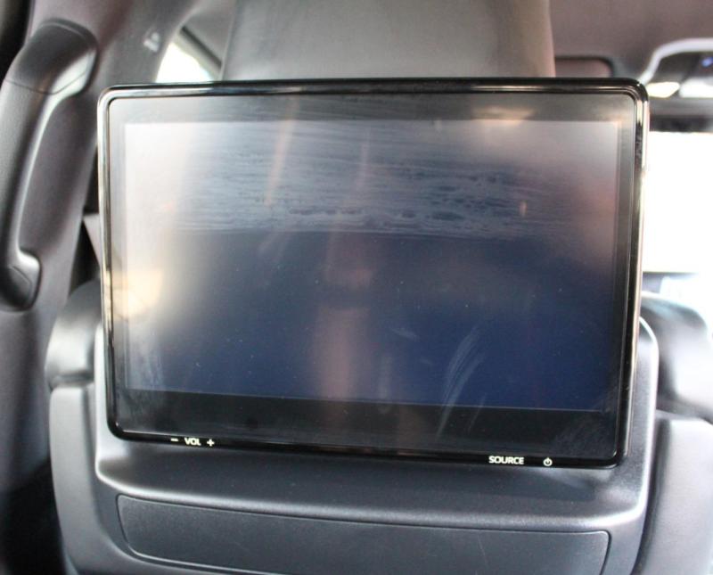 yRcF1M7tL8_Crop800x600