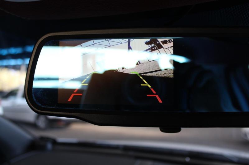 ySyeCI87w3_Crop800x600