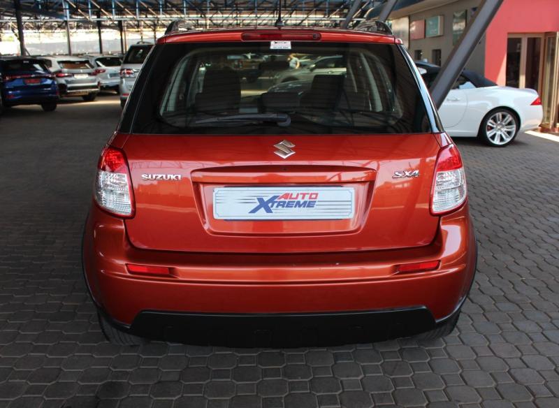 yxHcUWSPR1_Crop800x600