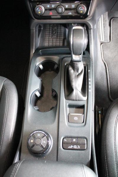 zJJESmeP5W_Crop800x600