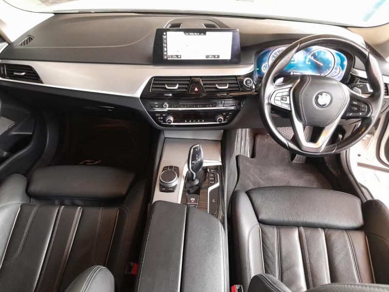 zOEIdS8q21_Crop800x600