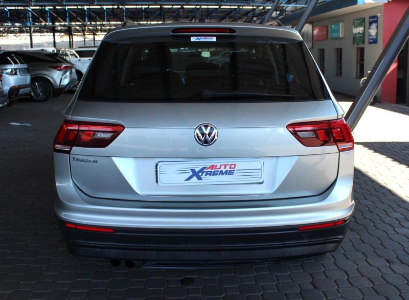 zbDSyGQUNx_Crop800x600