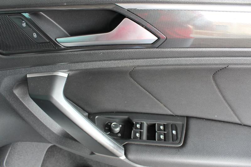 KEHYoMkipc_Crop800x600