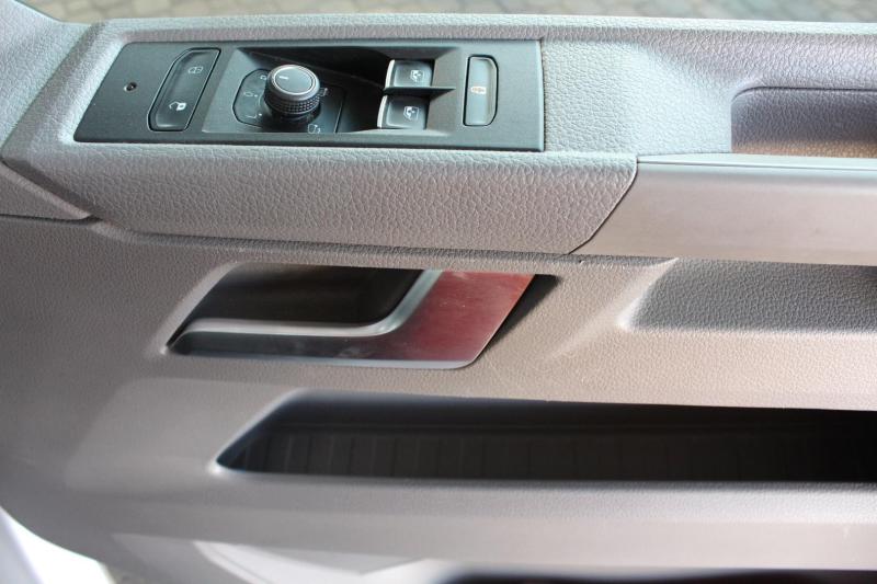 KJlM7zepgz_Crop800x600