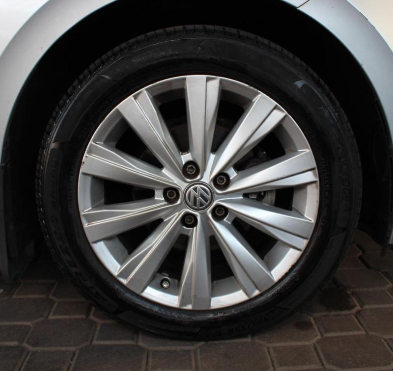 Oh0g3iXJ12_Crop800x600