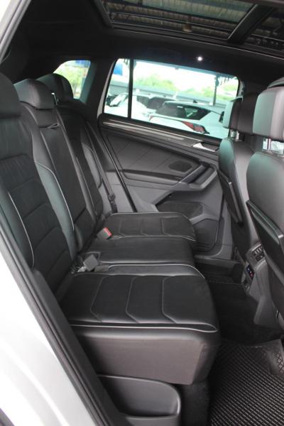 xEIwJ3c8qo_Crop800x600