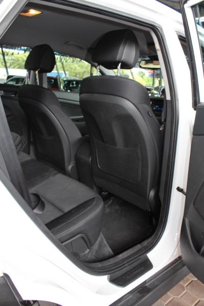 zLWflbJ7pr_Crop800x600