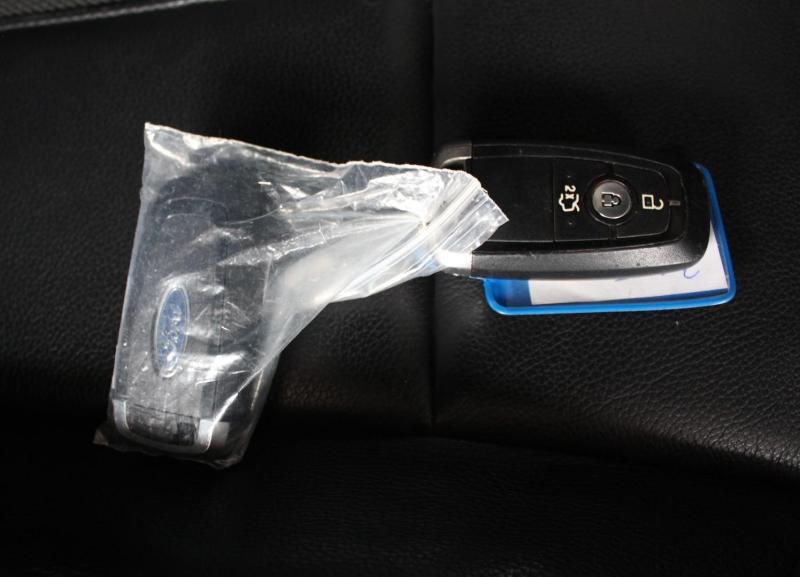 nKnkP7pLRX_Crop800x600