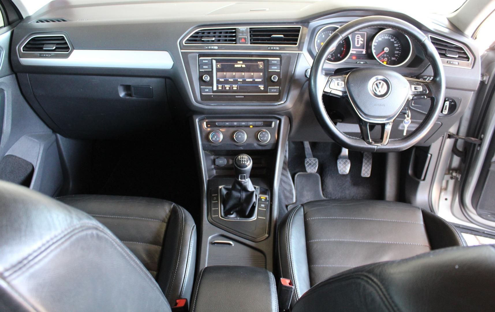 image-125b675fde3c4e0fb62f4d0e649664f2