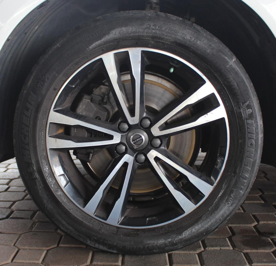 2018 Volvo XC60 - AutoXtreme